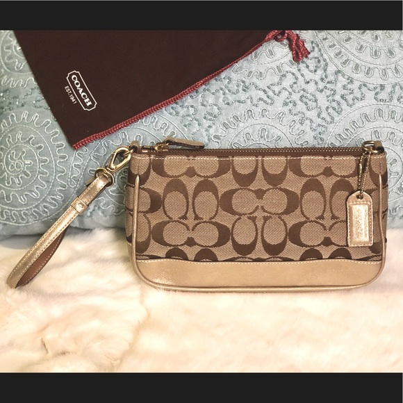 NWOT Y2K Coach Small shoulder bag Handbag/Wristlet Gold - Picture 4 of 15